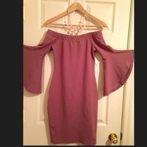 Off shoulder bodycon fitted dress